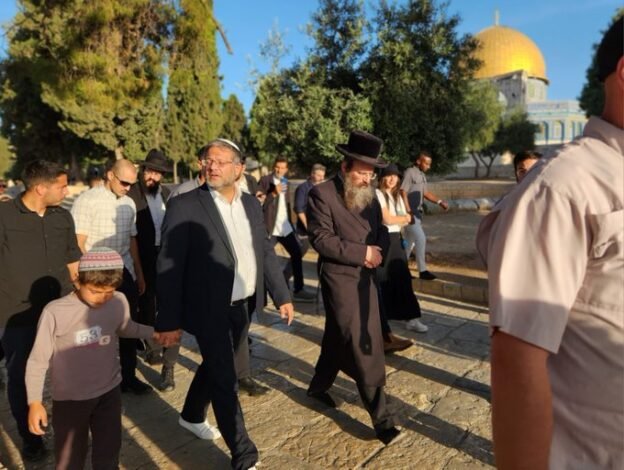 وزير الأمن القومي في حكومة الاحتلال في مقدمة المشاركين في اقتحام الأقصى في "ذكرى خراب المعبد" 2023
