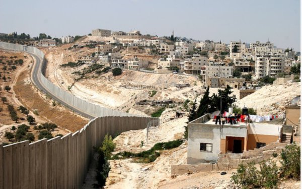 يتمدد الاستيطان في الضفة ويصل إلى مواقع التراث الفلسطينية