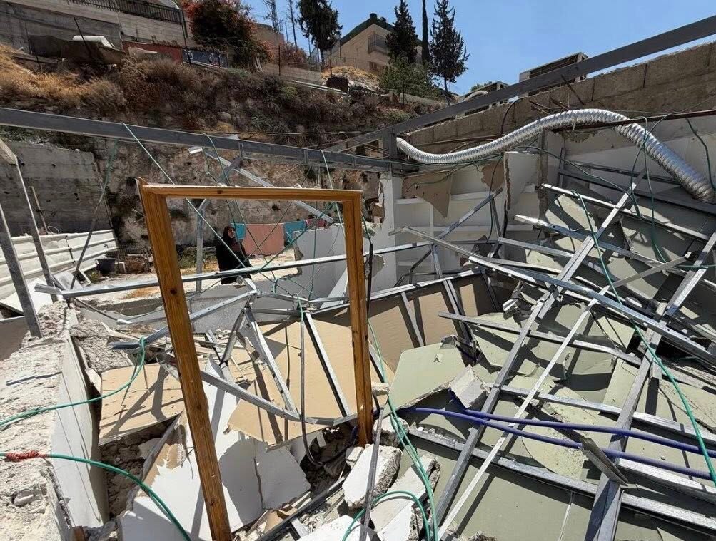 الاحتلال يجبر عائلة شقيرات على هدم منزلها في جبل المكبر - العاصمة